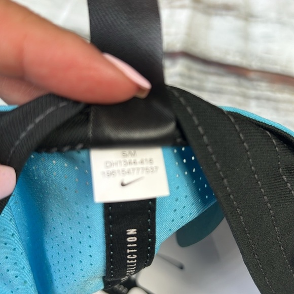 Nike Tiger Woods Legacy91 Golf Hat – S/M Flex Fit – Turquoise Cap with Logo - Picture 7 of 9